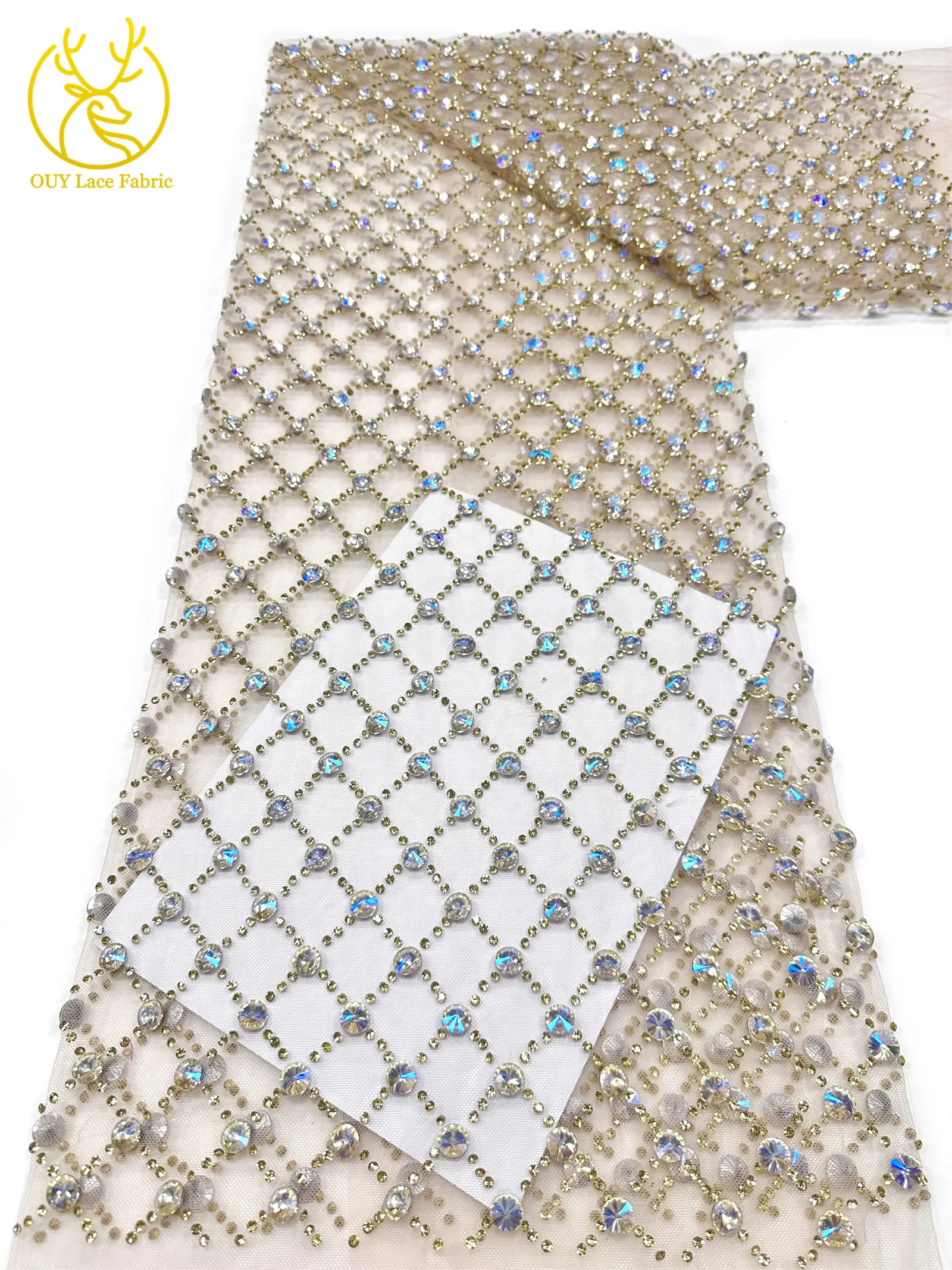 Hochwertiger, maßgefertigter, luxuriöser, handgefertigter Diamant-Mesh-Spitzenstoff 2026 – Afrikanischer Spitzenstoff, nigerianischer Stein-Tüll-Spitzenstoff für Partykleider zum Nähen – Detail 9