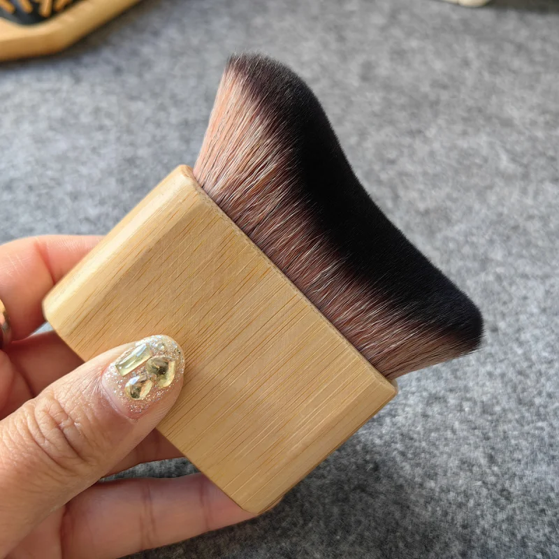 

Multi-Functional Handle Makeup Brush - Soft Bristles, Face and Body, Portable Design