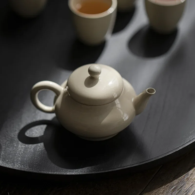 1Pc Color Glaze Ceramic Teapot Hand-held Kung Fu TeaSet Pot Original Earth Color Household Teapot Ball Hole Filter Hand-held Pot