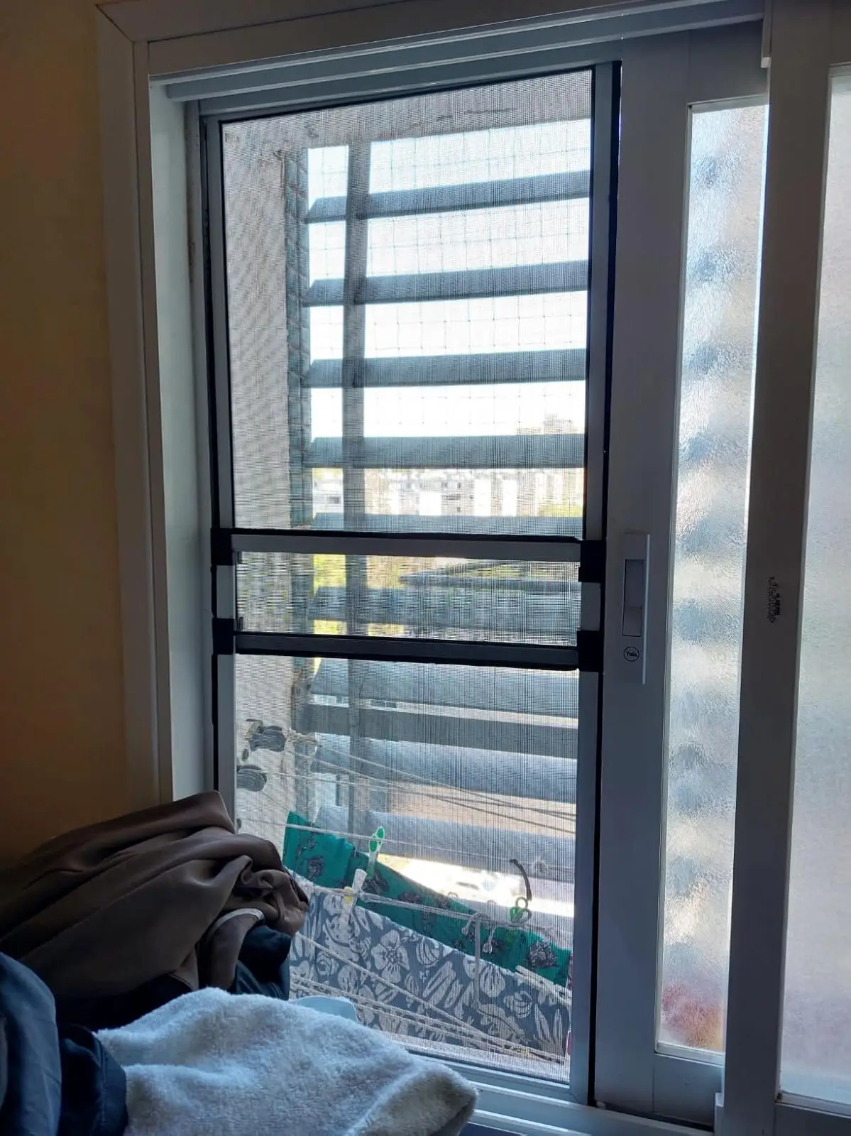 Expandable Window Screen, 2 Way Adjustable, Perfect Replacement Screen for Windows and Door