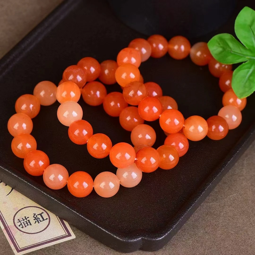 สร้อยคอมือหยกไหมสีทองลูกปัดหินสีแดงธรรมชาติกำไลข้อมือยืดหยุ่นแฟชั่นสตรีกำไลอัญมณีเครื่องประดับมีเสน่ห์