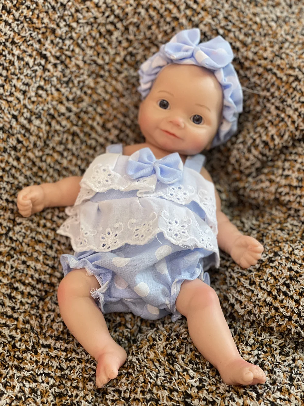 

Attyi 28cm Open Eyes Full Body Soft Solid Silicone Reborn Dolls Handmade Painted Lifelike Newborn Baby Girl Dolls