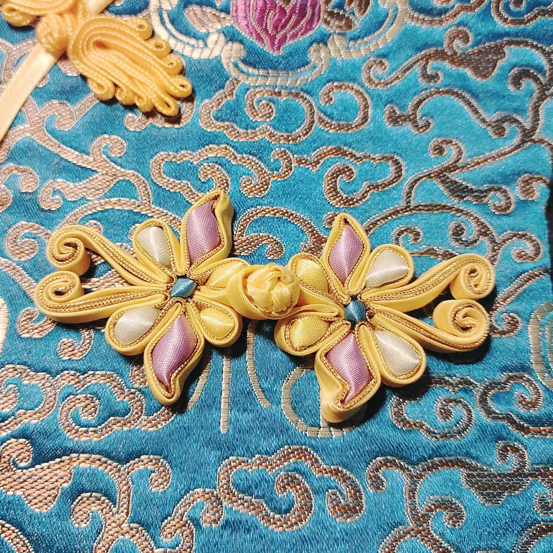 Chinese Classical Yellow Knot Cloth Button Butterfly Shape Exquisite Buckle Pankou Qipao Hanfu Tangzhung Vintage Accessories