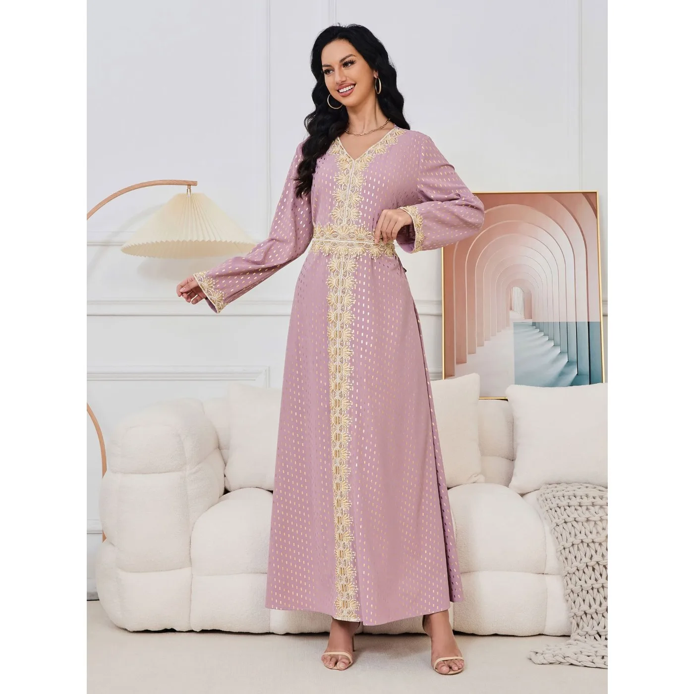 Abito da festa musulmano moda Eid per donna Abito ricamato con perline con paillettes dorate Dubai Abbigliamento islamico Abaya a maniche lunghe di lusso Nuovo