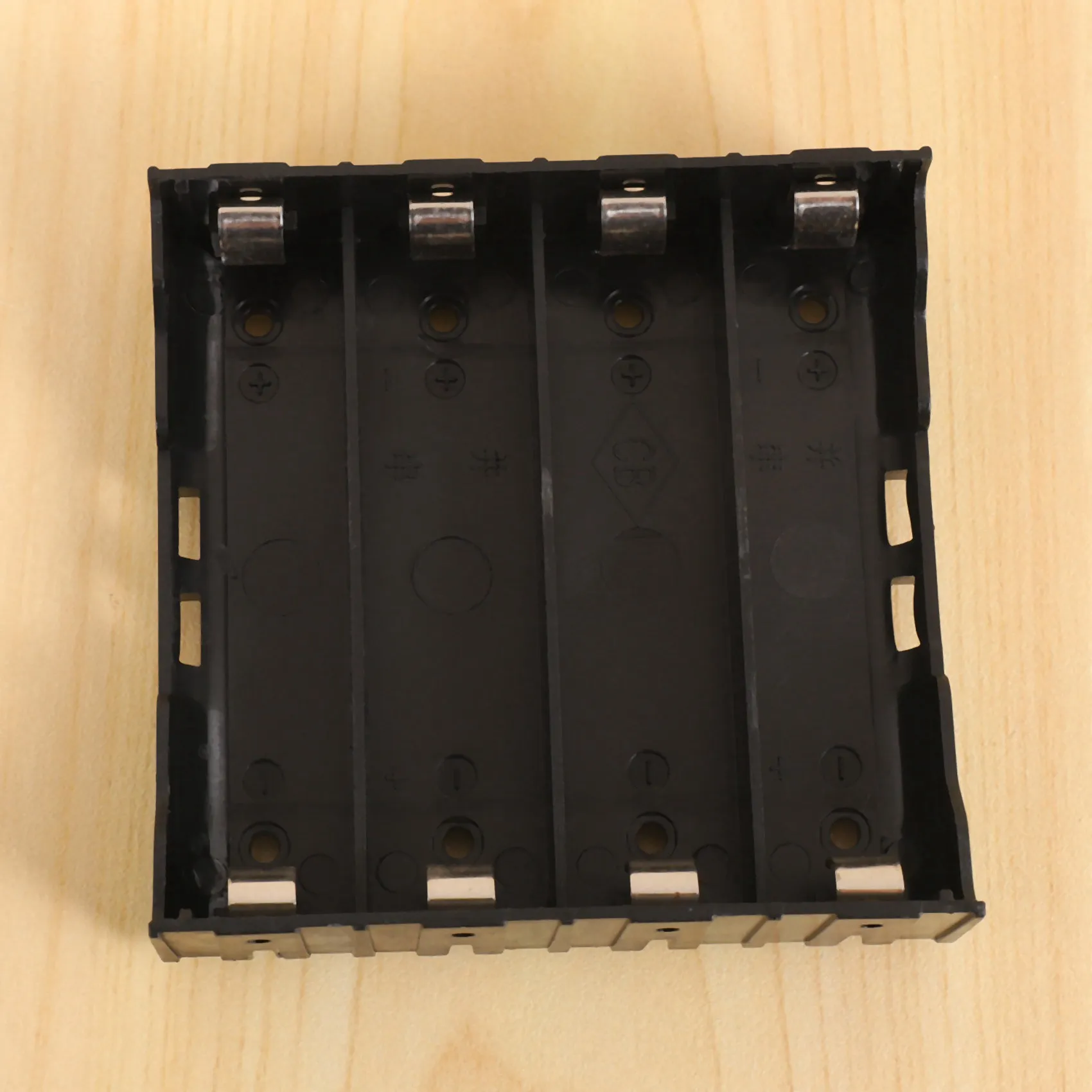 AA08-25Pcs Li- DIY Battery Plastic Case Holder For 4X3.7V 18650 Battery