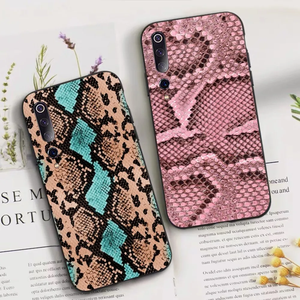 Snake Skin Print Animal Phone Case For Xiaomi Mi 5X 8 9 10 11 12 lite pro 10T PocoX3pro PocoM3 Note 10 pro lite