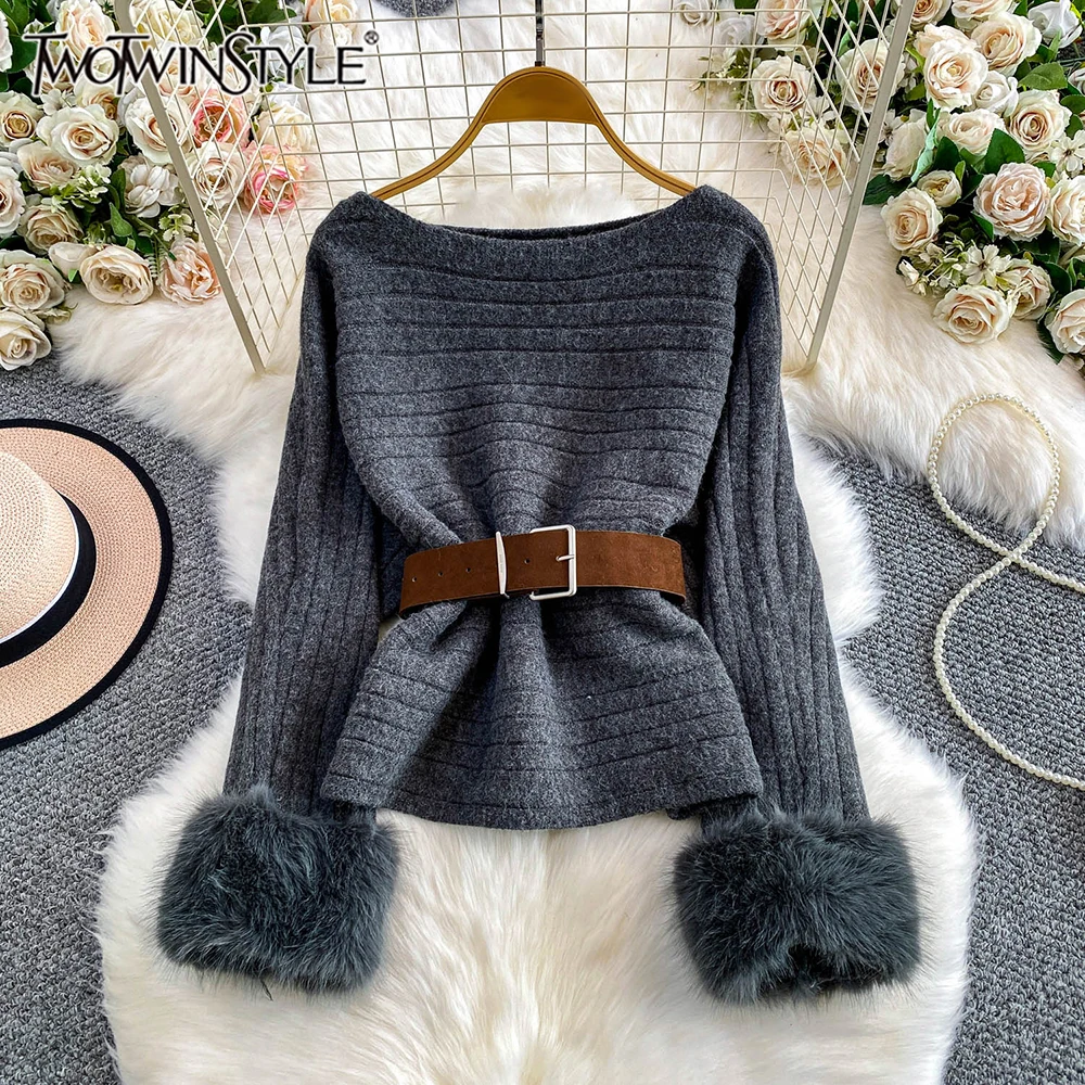 

TWOTWINSTYLE однотонные тонкие трикотажные футболки во французском стиле для женщин, осенняя повседневная футболка с круглым вырезом и длинными рукавами, женская KTS553092