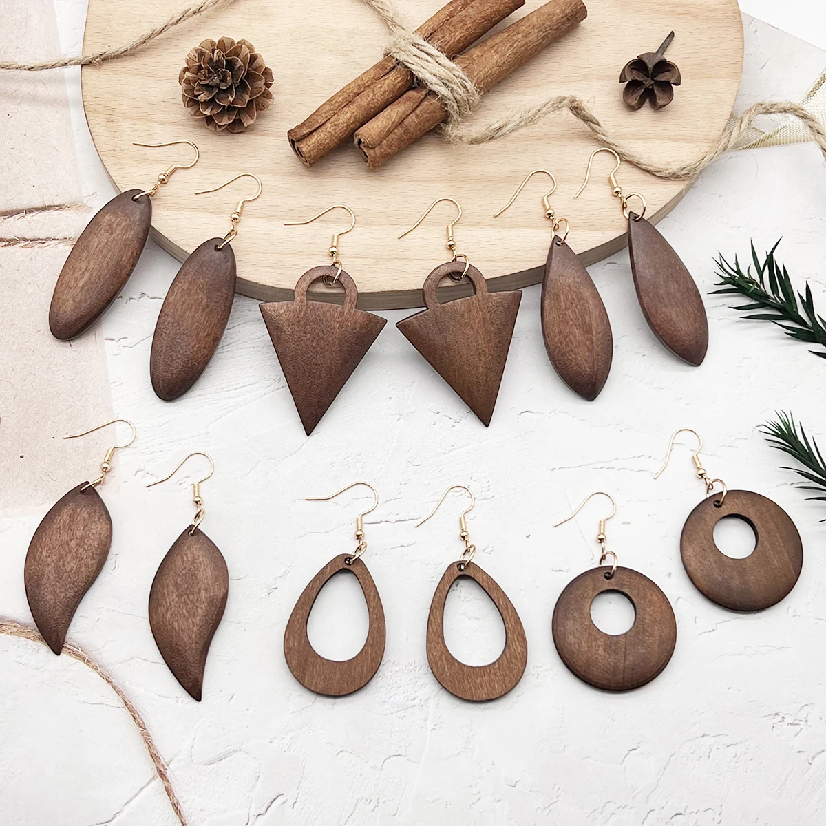 6 pairs/sets of simple vintage coffee-colored geometric wooden earrings and earrings, popular and versatile fashion accessories