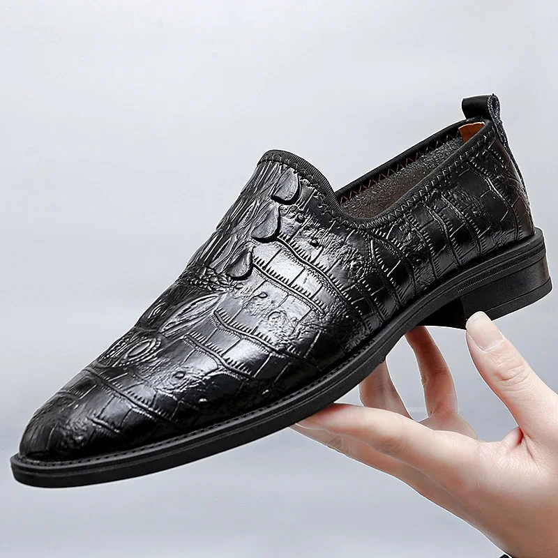 Loafers Men PU Embossed Leather Shoes Laceless Slip-on Shallow Business Casual Shoes Classic Comfortable Hard-wearing Men Shoes