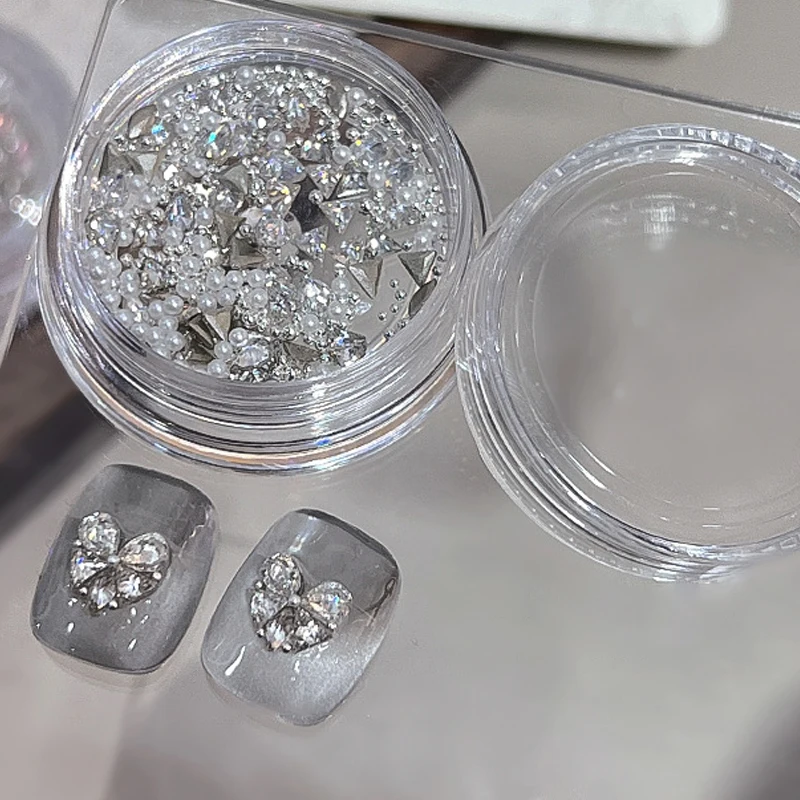 1 boîte amour papillon Zircon diamant Super Flash matériel paquet ensemble fond plat bord inversé accessoires pour ongles petits accessoires