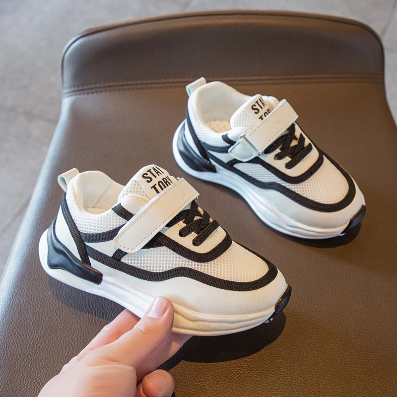 

Students Soft Bottom Footwear Kids Running Shoes Baby Casual Footwear Children Sneakers Boys Girls Leather Low-Top Board Shoes