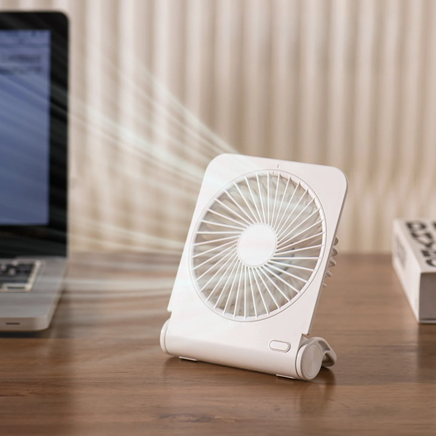 Light And Thin Desktop Fan 2024 New Mini Portable Mute Folding Fan Office Students USB Mini Fan Handheld Office Living Room Fan