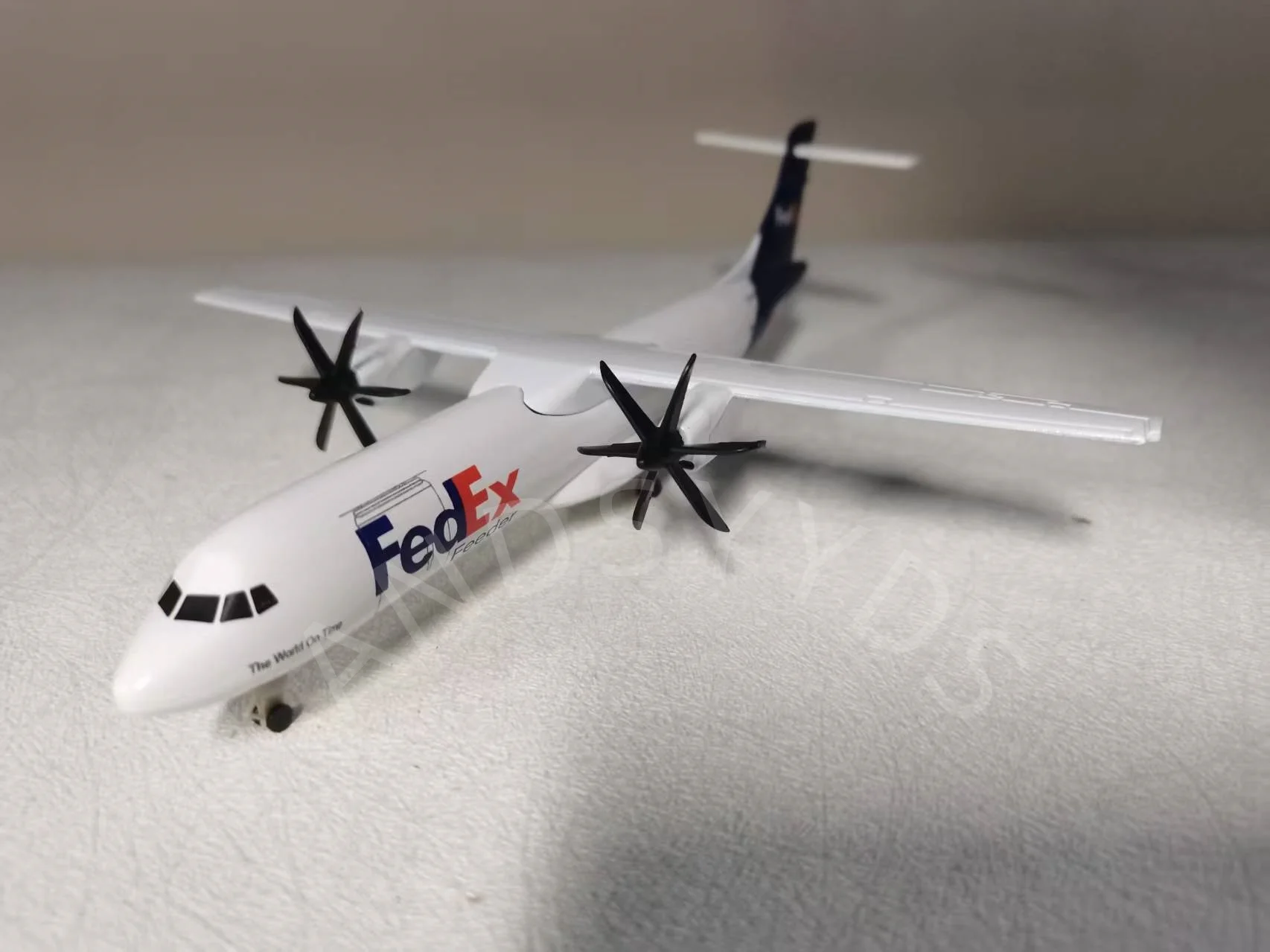 دييكاست الطائرات فيديكس ATR سبيكة المواد المعدنية 20 سنتيمتر نموذج طائرة مع عجلة الهبوط التروس طائرة لعشاق الطيران هدية #5