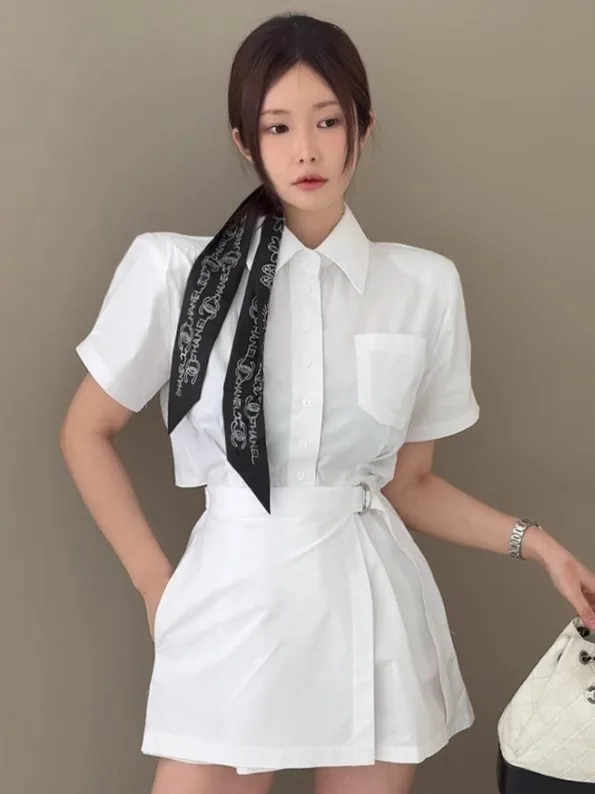 

Стильные женские брюки с вырезами на спине, воротником-стойкой и поясом, стройнящие, модные, с эффектом двухслойности (имитация юбки-брюк)