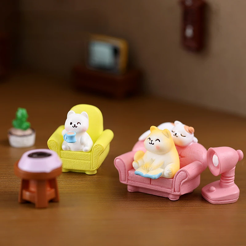 

Daily Life Of Cat Statue Figurine Animal Model Cute Cat Small Sofa Furniture Decor for Room Birthday Toy for Kid Home Decoration