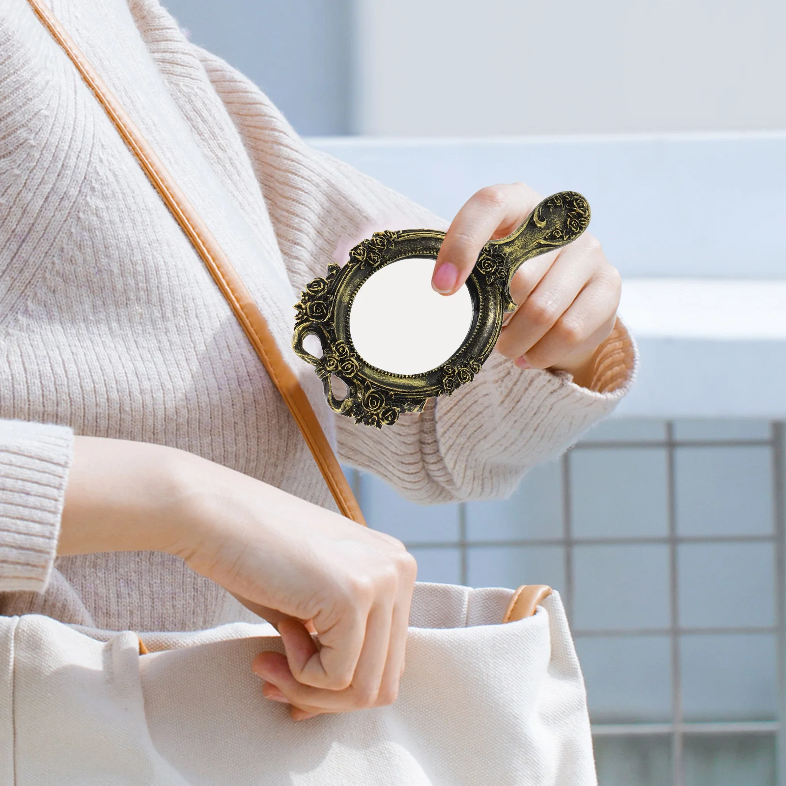 Handheld Vintage Makeup Mirror Compact Portable Small Elegant Retro Style for Women Daily Use and on-The-Go Touch-Ups