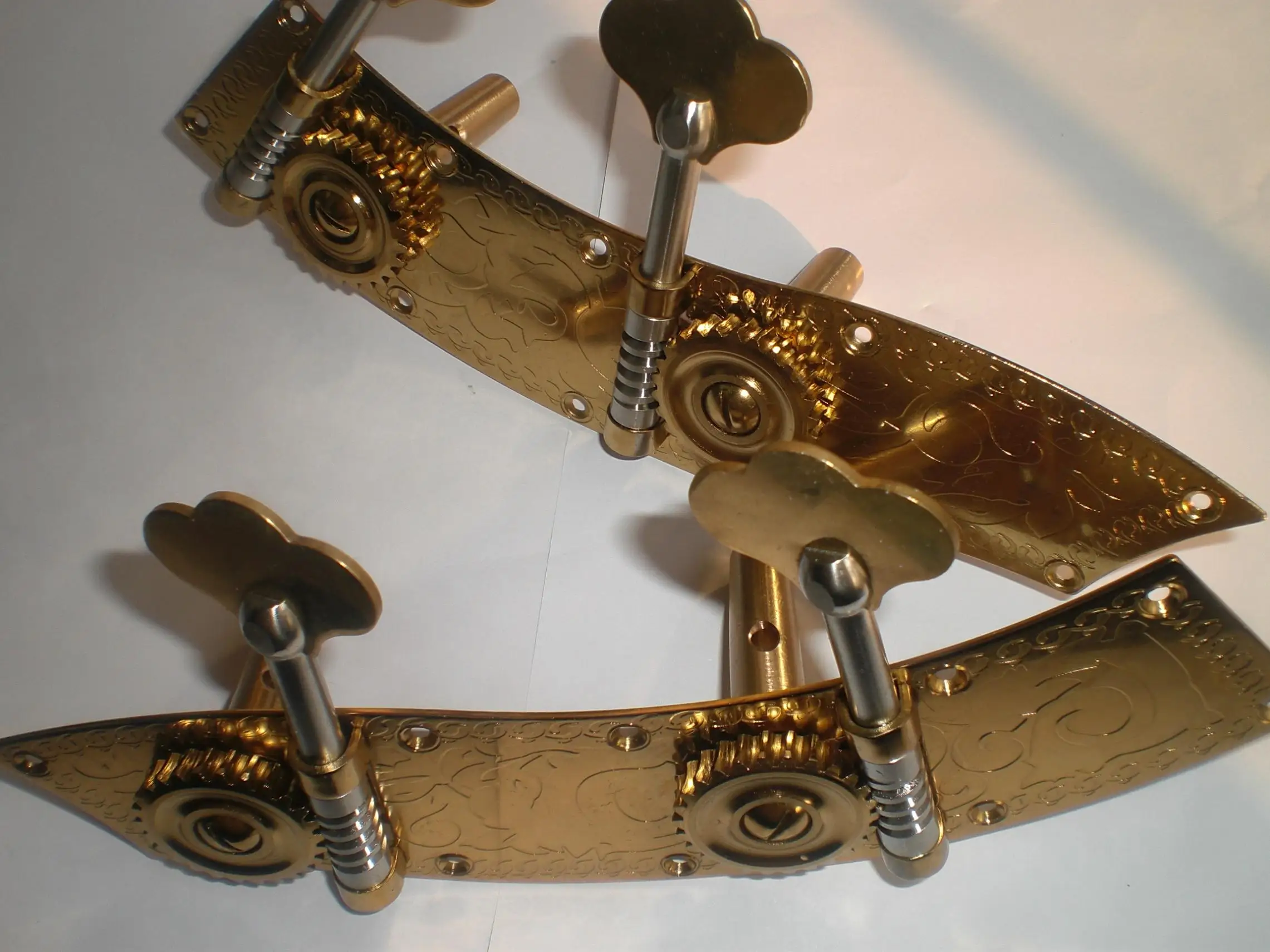 

Double Bass Pegs With Yellow Flower Inlay Bass Parts 2PCs/Set 3/4 to 4/4 Size