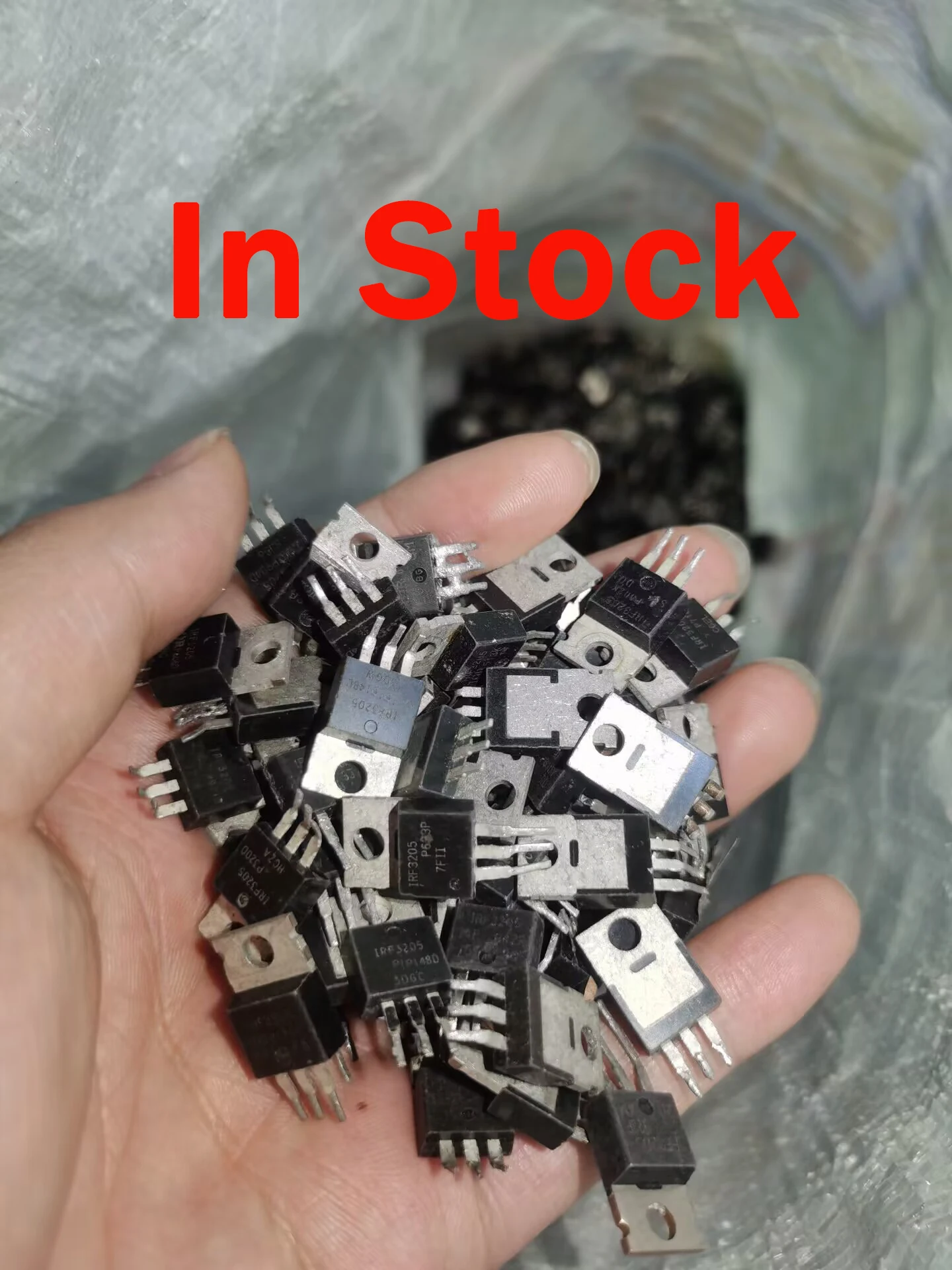 10Pcs/Lot IRF3205 H…