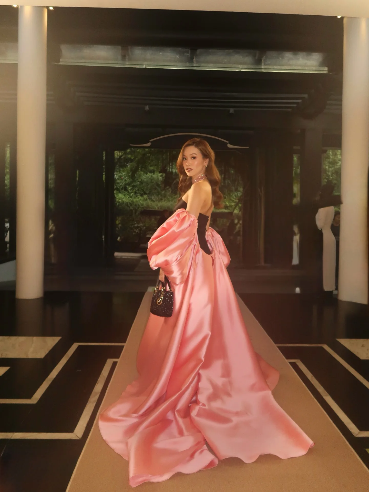 Elegante Chal de Satén Rosa para Fiesta, Boda, Vestido de Noche, Talla Grande, Nuevo Color, Mantones de Moda, Suaves y Fluidos, Capa en Capas 2026