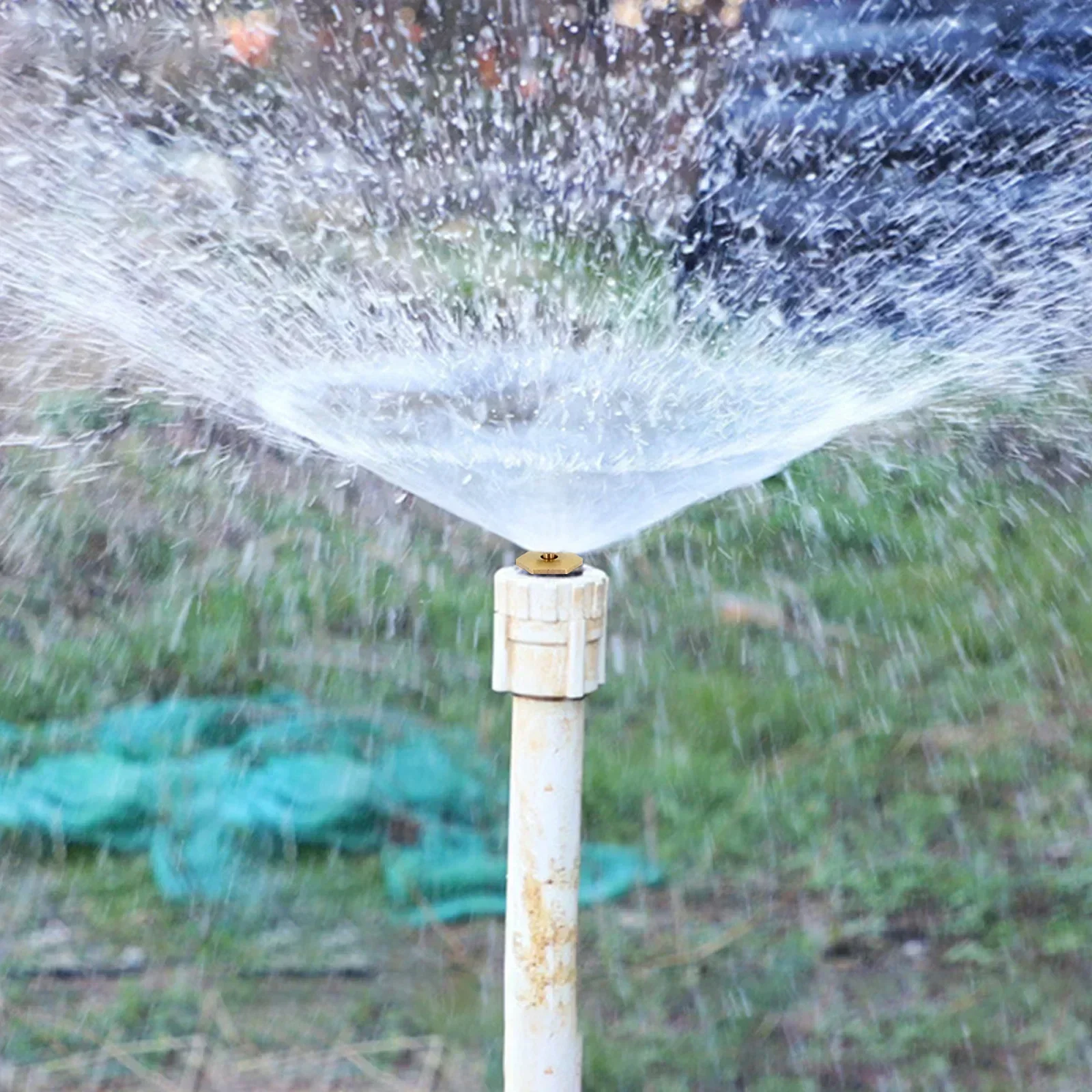 Brass Irrigation Nozzle Brass Sprinkler Head Wide Spraying Range 360-degree Horizontal Spray Efficient Irrigation