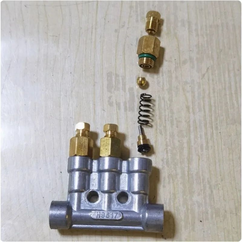 Accessory Lubrication Distributor Fixed Resistance Type (Suitable for Haitian Injection Molding Machine) T8617/T8616 Quantitativ