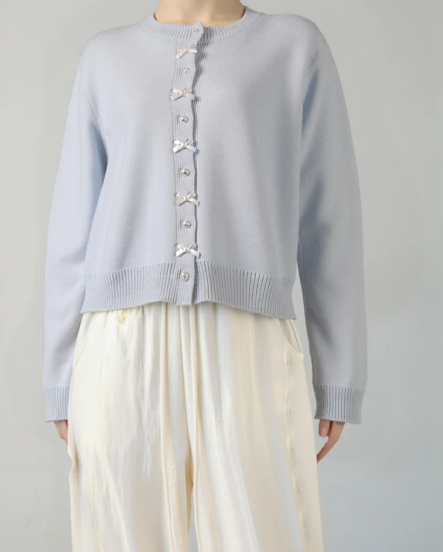 

2025 New Early Autumn Trendy Standard Knit Sweater Bowknot Knit Sweater Unlock Daily Outfit Sweater for Women Winter Top