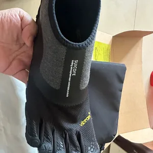 Suicoke-Vibram أحذية خمسة أصابع ، المشي لمسافات طويلة ، الرحلات ، في الهواء الطلق ، أحذية الجر الرطب ، Urban Park ، التسلق ، الأحمر ، الأزرق أفضل 8 أحذية مسطحة Vibram Five Fingers مبيعا - No8