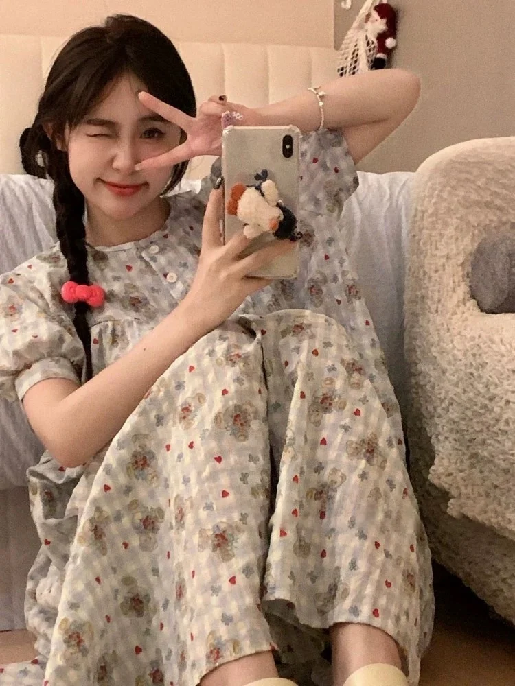 

Летняя мультяшная домашняя одежда с коротким рукавом для студентов, свободная, с милым принтом, женская, удобная, дышащая, хлопковая ночная рубашка