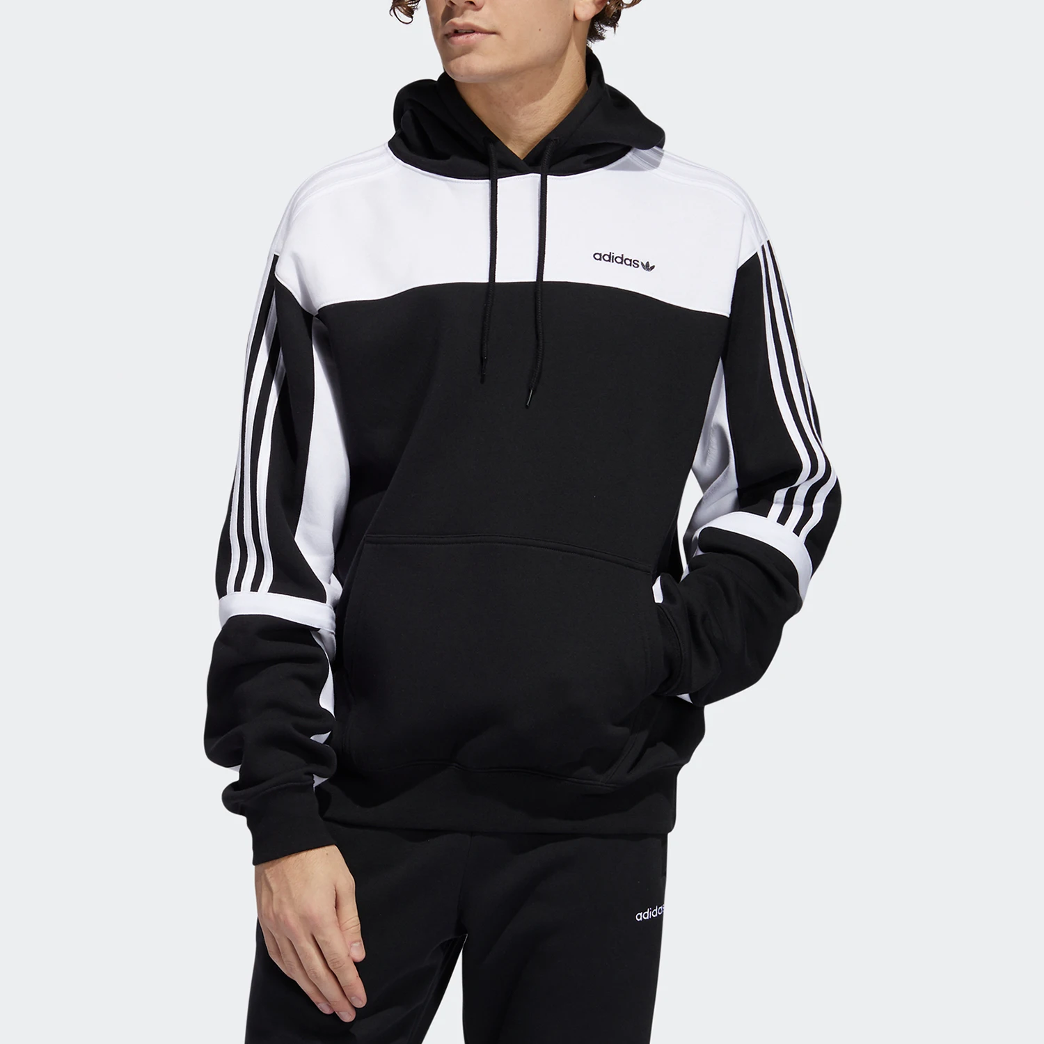 

Мужская спортивная толстовка с капюшоном Adidas Originals GD2077