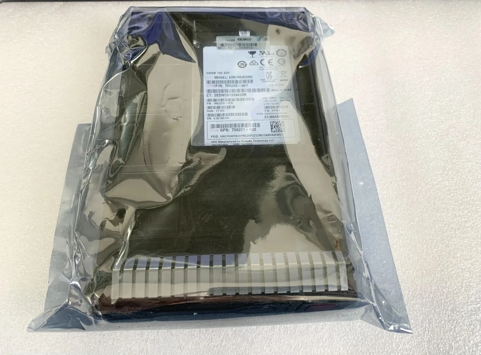 

707568-B21 700937-001 300G 15K SAS 3.5 (transfer) G8 G9 Service Hard Drive Used