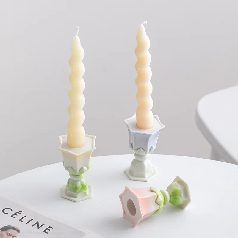 Gradient Lotus Pedestal Ceramic Taper CandleHolder,Vintage Oriental Candlestick Romantic DinnerTable Tabletop HomeDecor Ornament