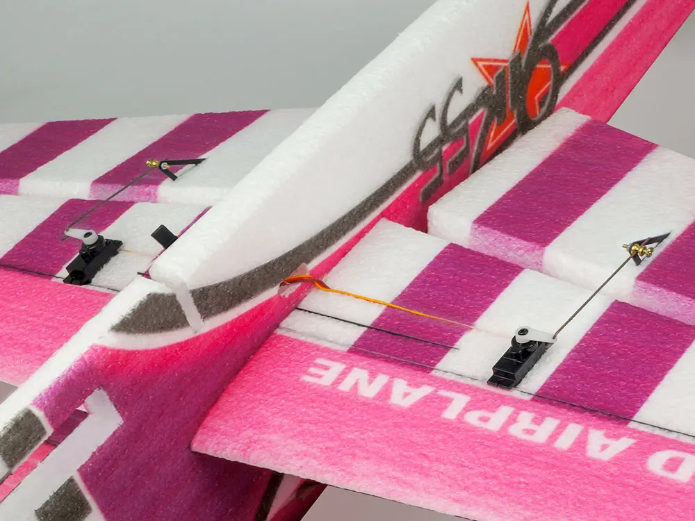 Real Hawk EPP Yak55 3D Akrobatik-Flugzeug Bausatz, 800mm Spannweite, Indoor-Outdoor Schaumstoffmodell für Anfänger, Hobby-Flugzeug – Detail 9