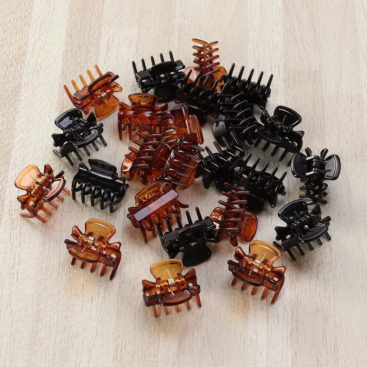 

2 pcs Small Octopus Jaw Clips For Women Pearlescent Hair Claws Chunky Clips Hair Accessories Smooth Hold