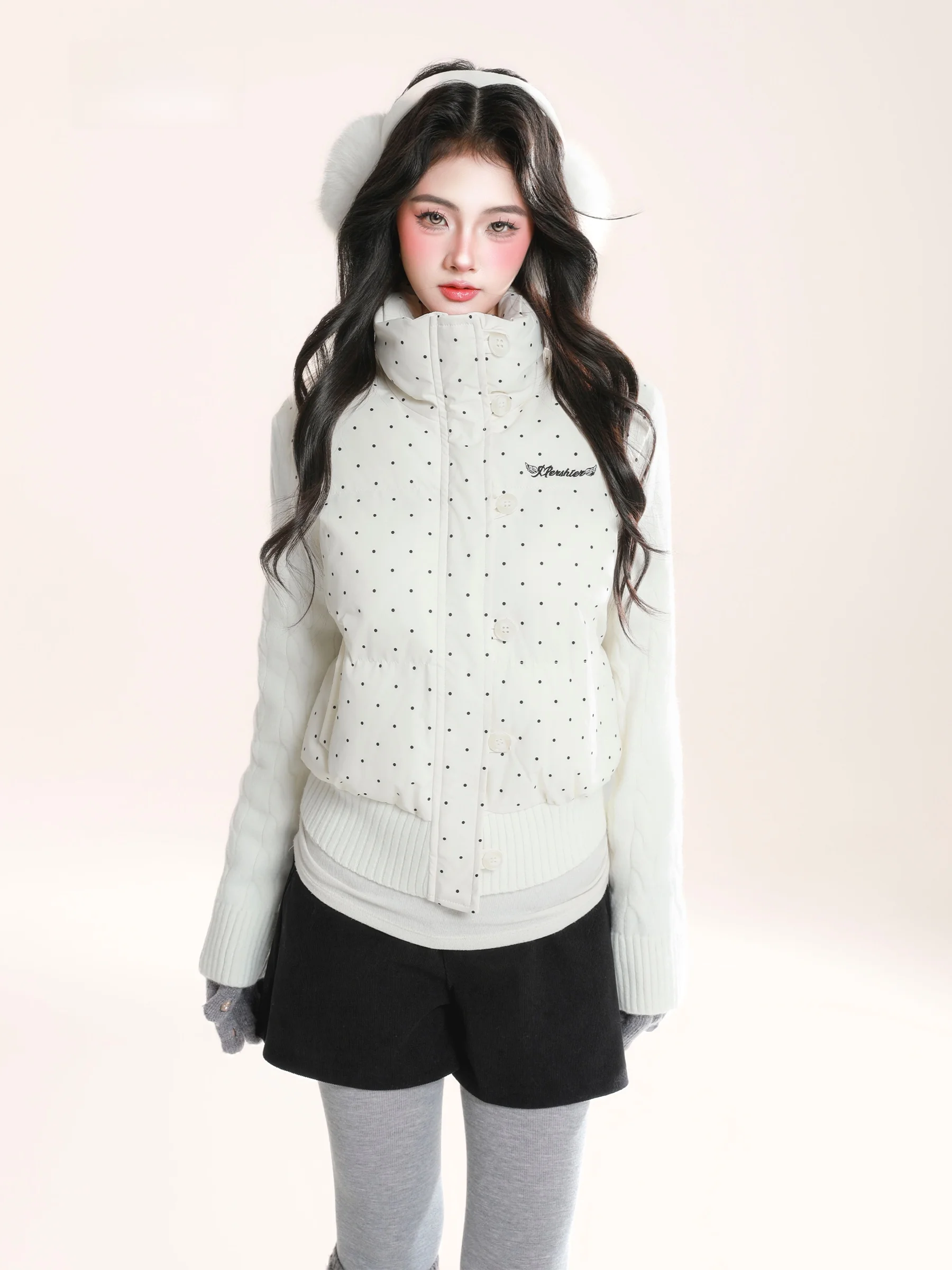 

Корейский трикотаж в горошек, облегающий хлопковый тюжет, женский зимний теплый топ с воротником-стойкой, модный теплый топ с вышивкой