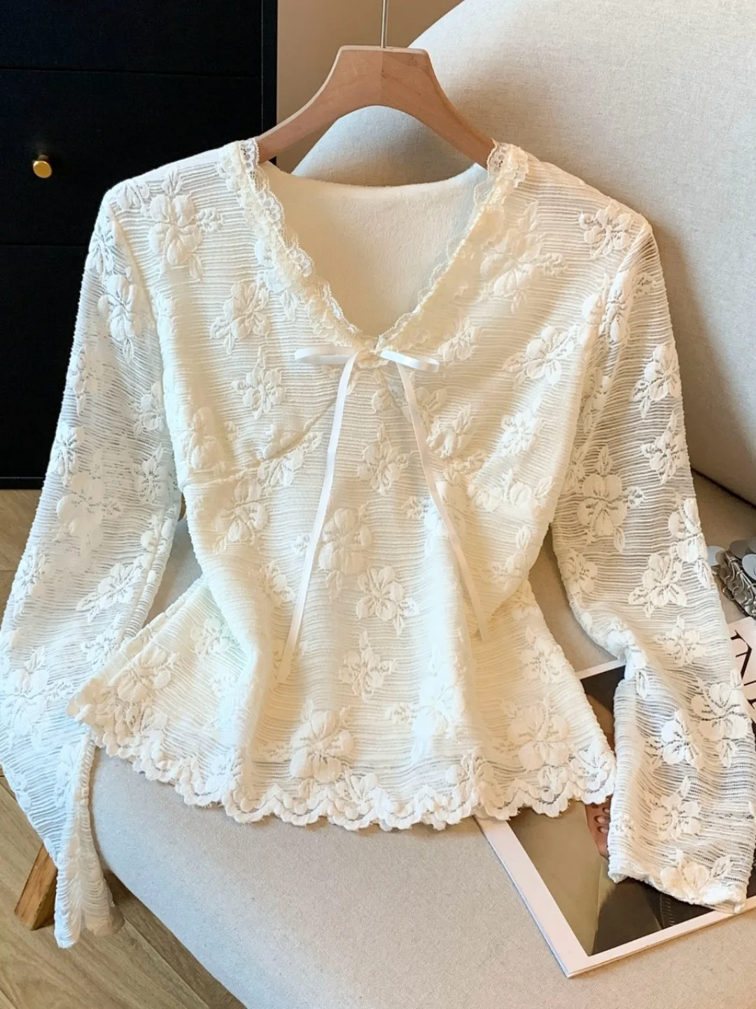 Women's Fce Lined V-Ne T-irt with Tie Unique Beautiful Inner Wear Spring Autumn Season  Color Embroidered Top