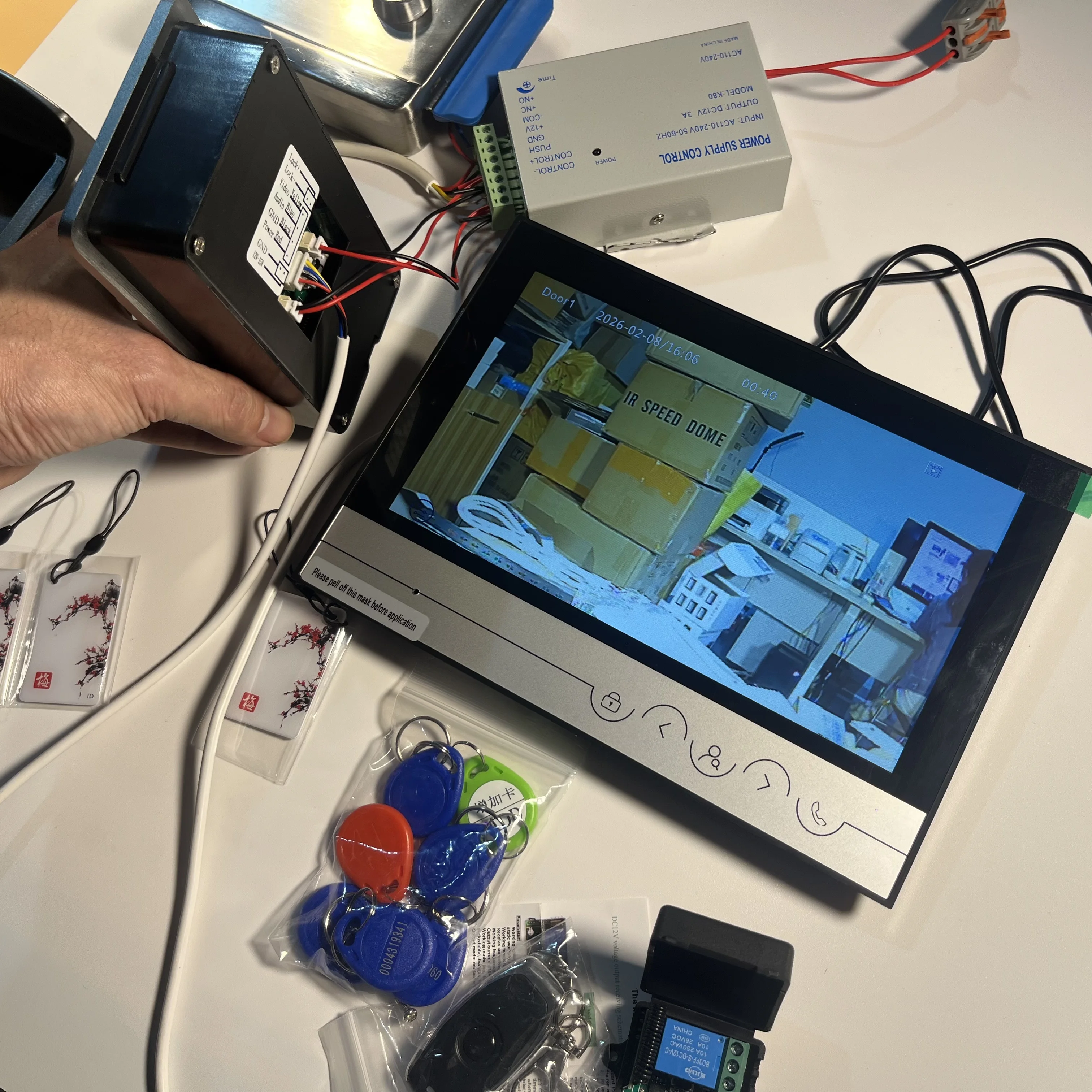 9インチケーブル付きビデオドア用インターホン,2モニター1 rfidアクセス,700Tvlカメラ,電気制御ドアロック