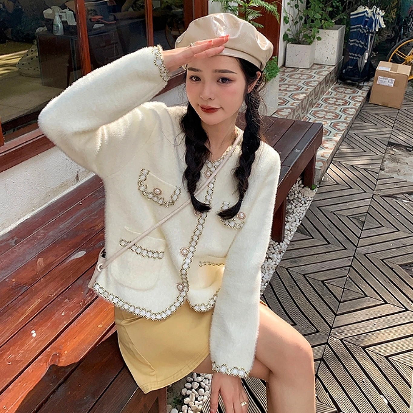 Luxury Faux Mink Outwear Autumn and Winter Female Fashionable Ladies Temperament Round Neck Knitted Cardigan Korean dongdaemun