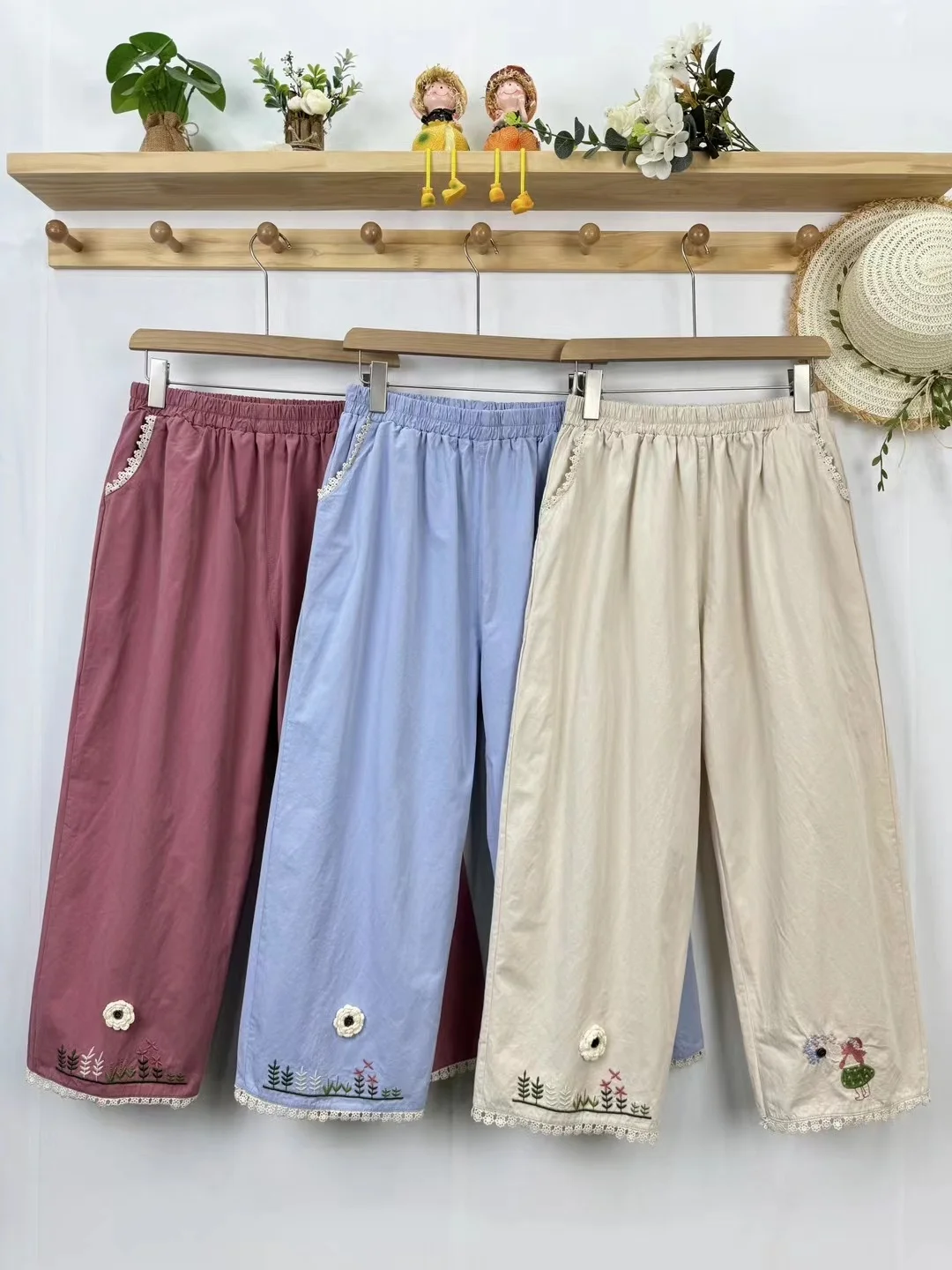 Retro haftowane spodnie typu harlan z koronkowym wykończeniem, luźne, z elastyczną talią, proste, długość 7/8, bawełniane, słodkie, idealne na wiosnę.