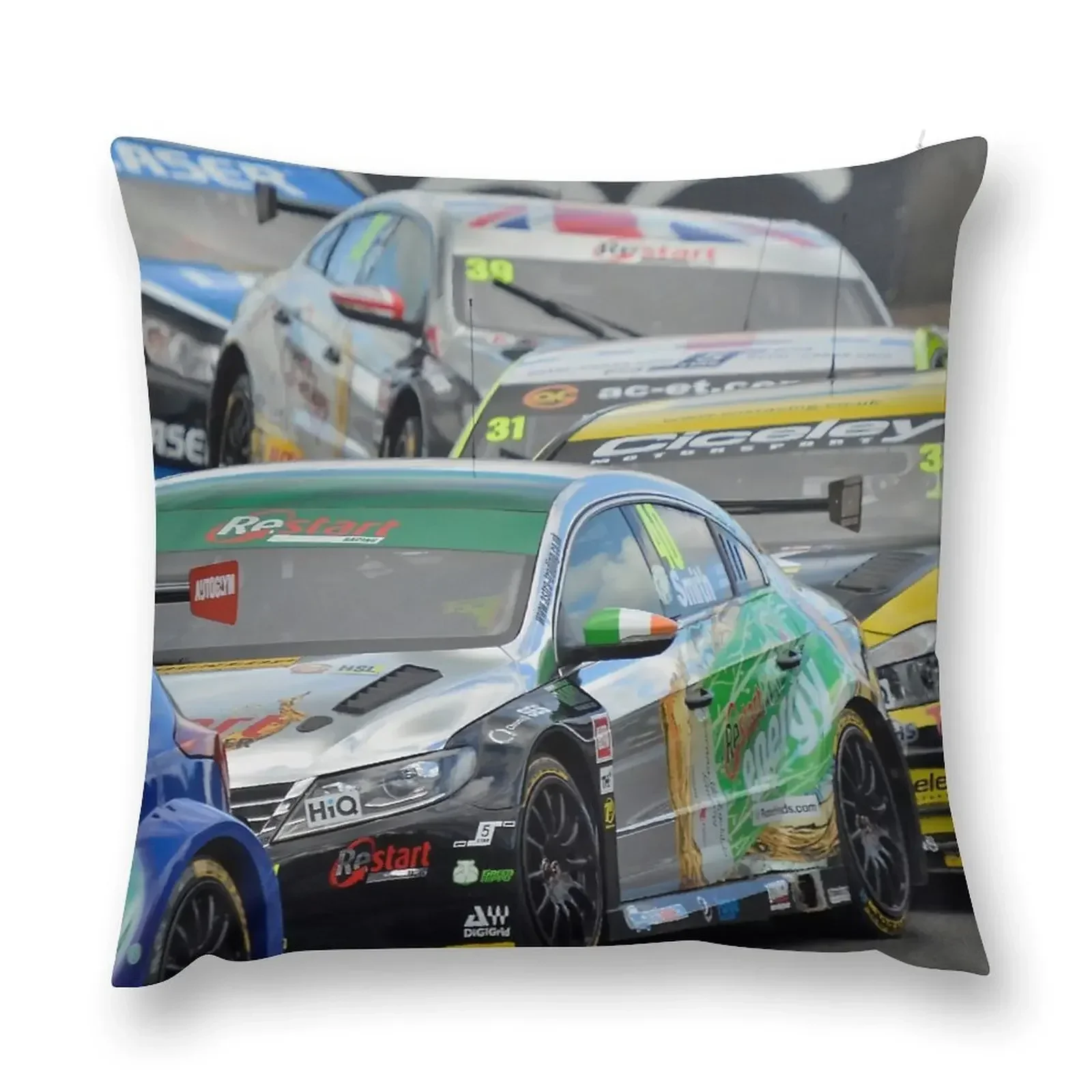 Crowded Race Track Throw Pillow Cushion Cover Christmas Pillowcase Pillow Case christmas decorations 2025 pillow