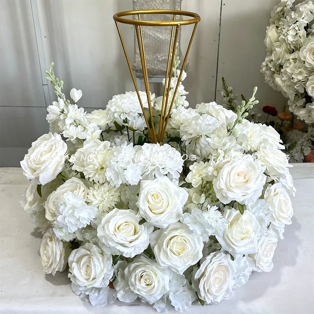 Luxuriöses Weißes Rosen-Blumenarrangement Hochzeitstisch-Mittelstück Kerzenständer Girlande Krone Kranz Event-Party-Dekoration Requisite