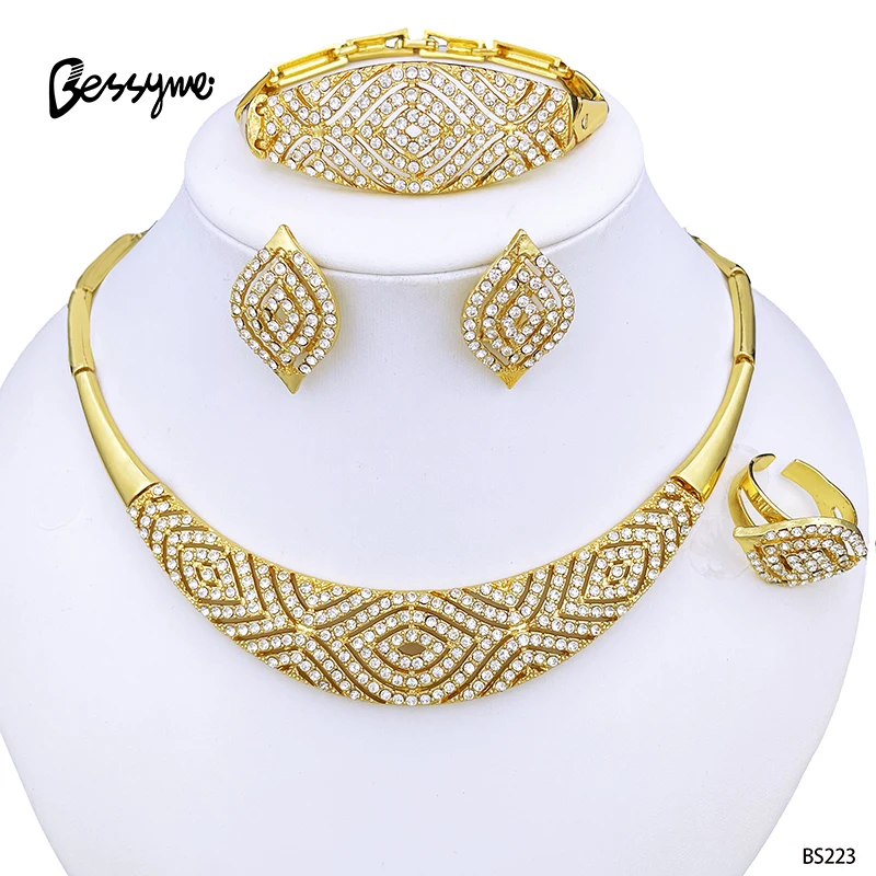 

Luxury Design 18K Gold Plated Jewelry Sets Elegant Women Necklaces Dubai Jewelry Free Shipping Wedding Banquet Party Accessories