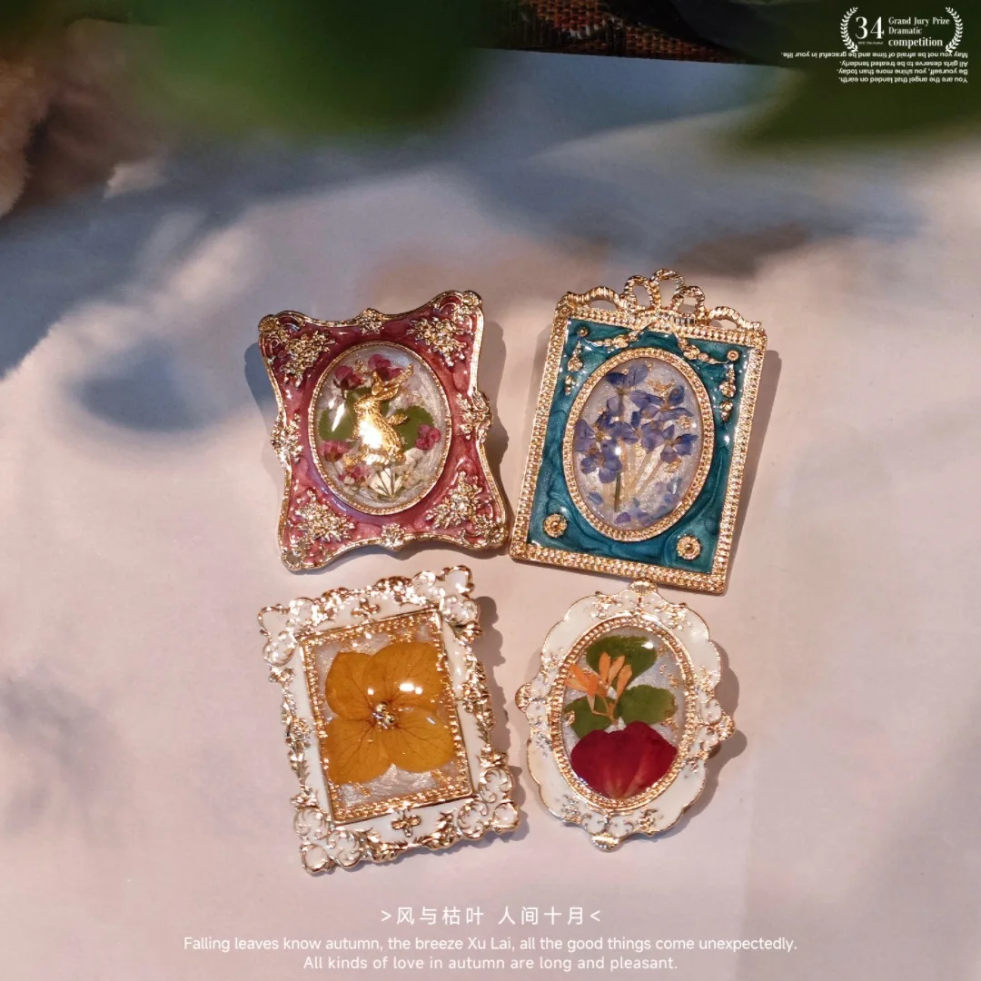 3322 Wholesale Retro Style Enamel Brooch Resin Plant Flower Specimen Pin Clothing Accessories Creative Christmas Birthday Gift