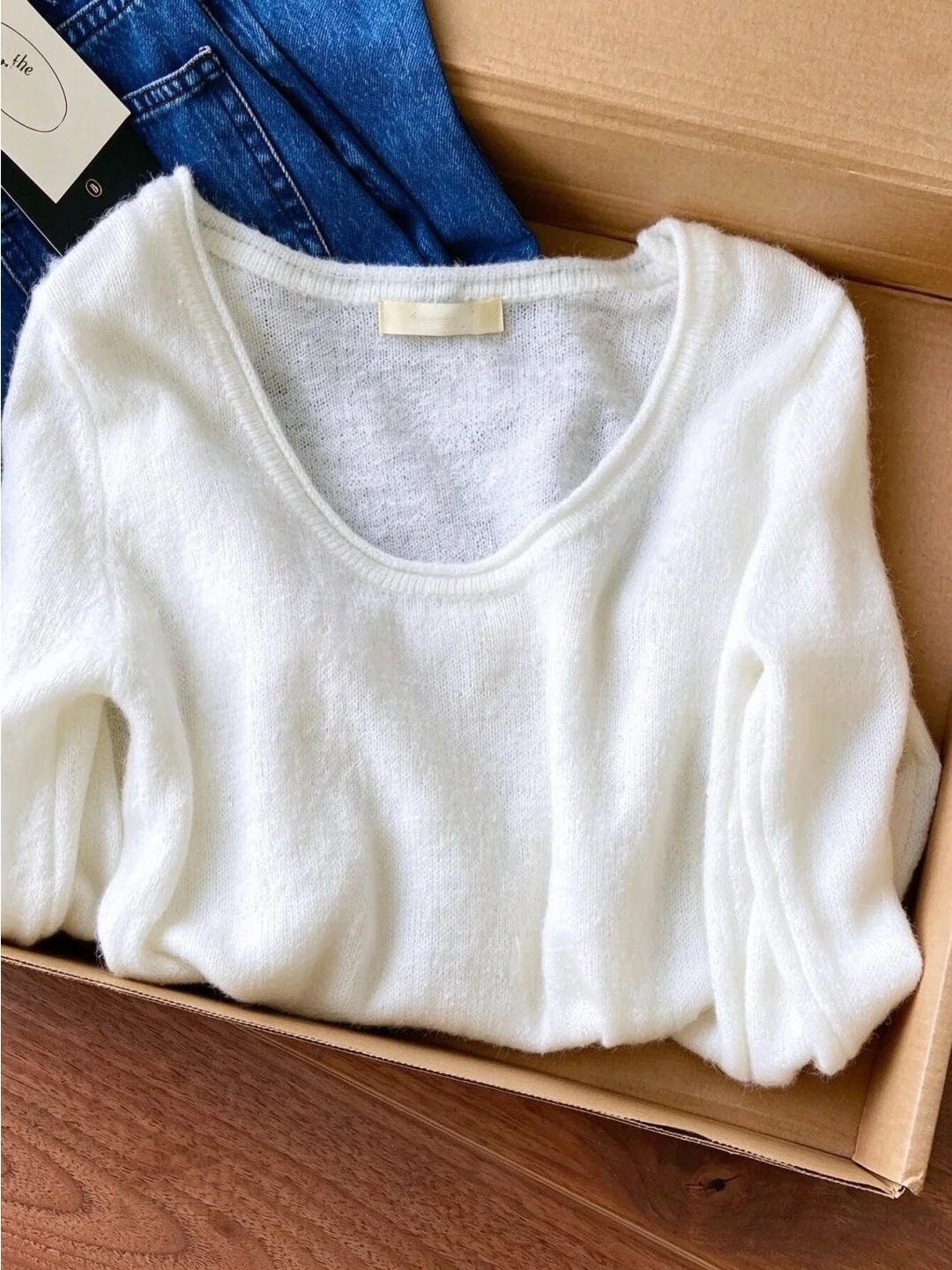 White Slim Fit Overhead Knitted Sweater Autumn New Women's Minimalist Korean Style Inner Wear Base Super Beautiful Top