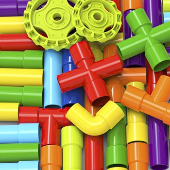 Budowanie poprzez łączenie rur wodociągowych z klockami DIY Toys