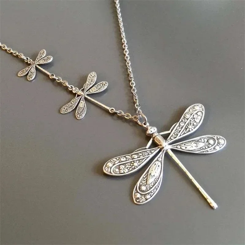 Подвески Design Pattern Dragonfly Pendant Necklace Simple Individuality Retro Style Asymmetrical Design Necklace Lady Jewelry