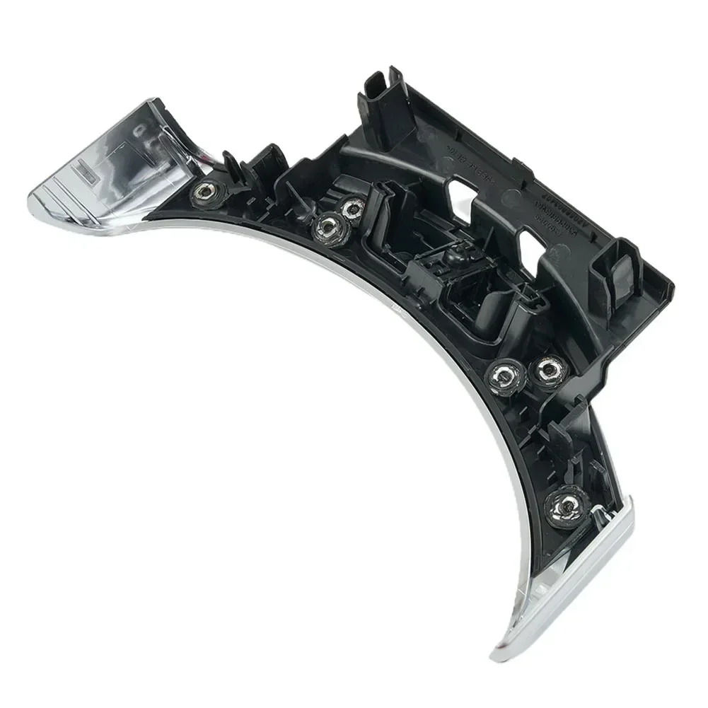 Interruttore della scatola del bracciolo della console anteriore Nuova copertura per auto argento 1PC 2056803711   A 2056803407   Sostituzione diretta Uso durevole