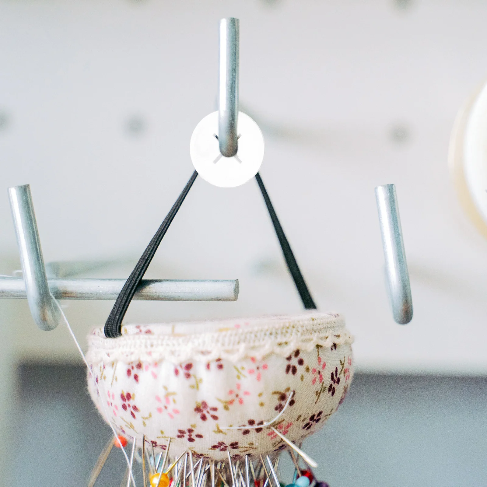 

100pcs Peg Stopper Reusable Pe Disc For Pegboard Hook Lock Multi-Use Hook Fastener Garage Storage Organizer Accessories