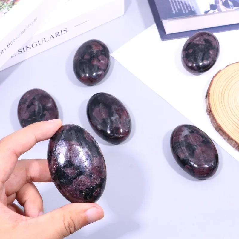 

1PC Natural Astrophyllite Garnet Palm Stone Crystal Polished Mineral Worry Stone Home Decoration Holiday Gift