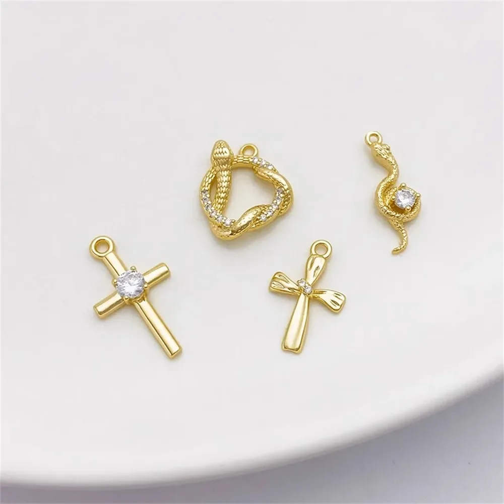 14K vergulde zirkoon slangvormige kruis charme hanger DIY sieraden benodigdheden kralen voor ketting armband ambachtelijke accessoires