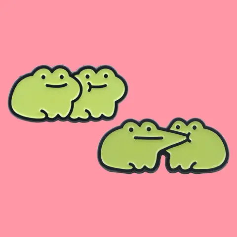 Bonito sapos esmalte pino dos desenhos animados animais pino emblema na mochila broche feminino lapela pinos traje acessórios moda jóias presentes